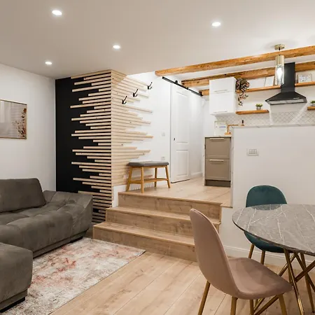 Rope Street Estate Picturesque 2 Apartament *